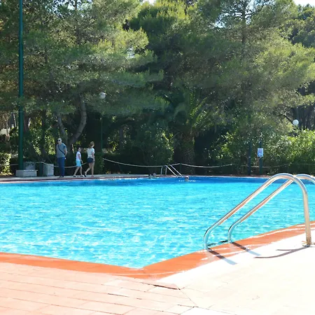 Gh Campoverde Village سان كاتالدو