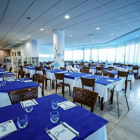 Gh Campoverde Village Θέρετρο